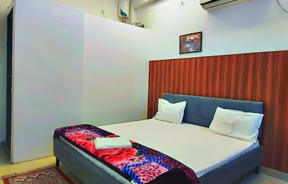 Kanti Villa Family Room Image