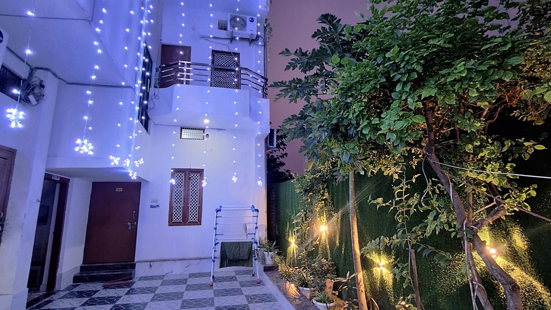 Kanti Villa